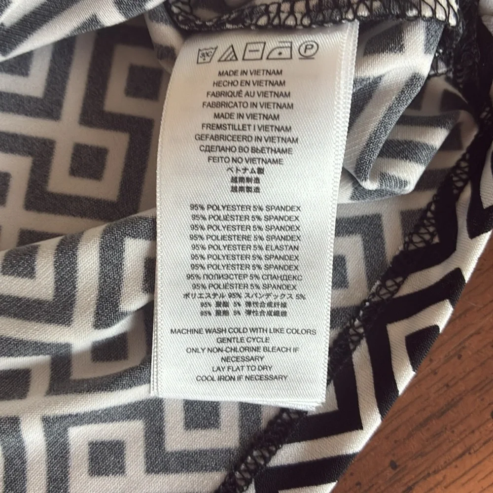 07:07  Michael Kors Geometric Print Dress